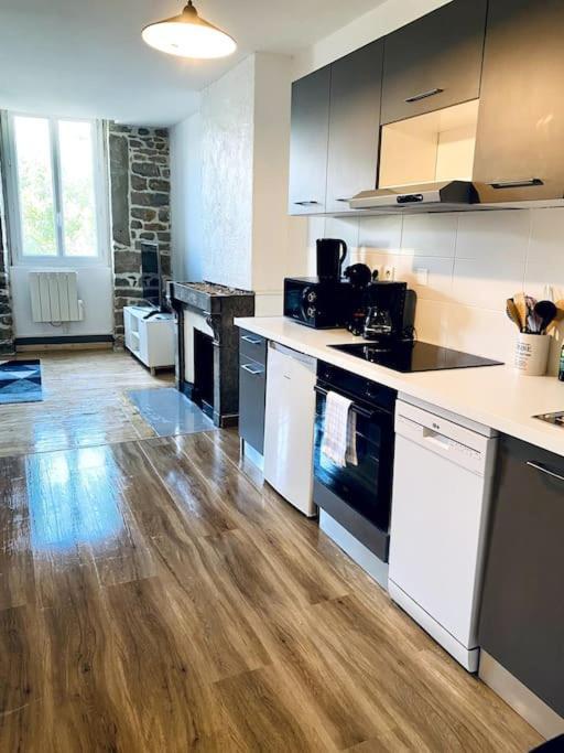 L'Appart De La Comedie-Centre Apartment Бур-ен-Брес Екстериор снимка