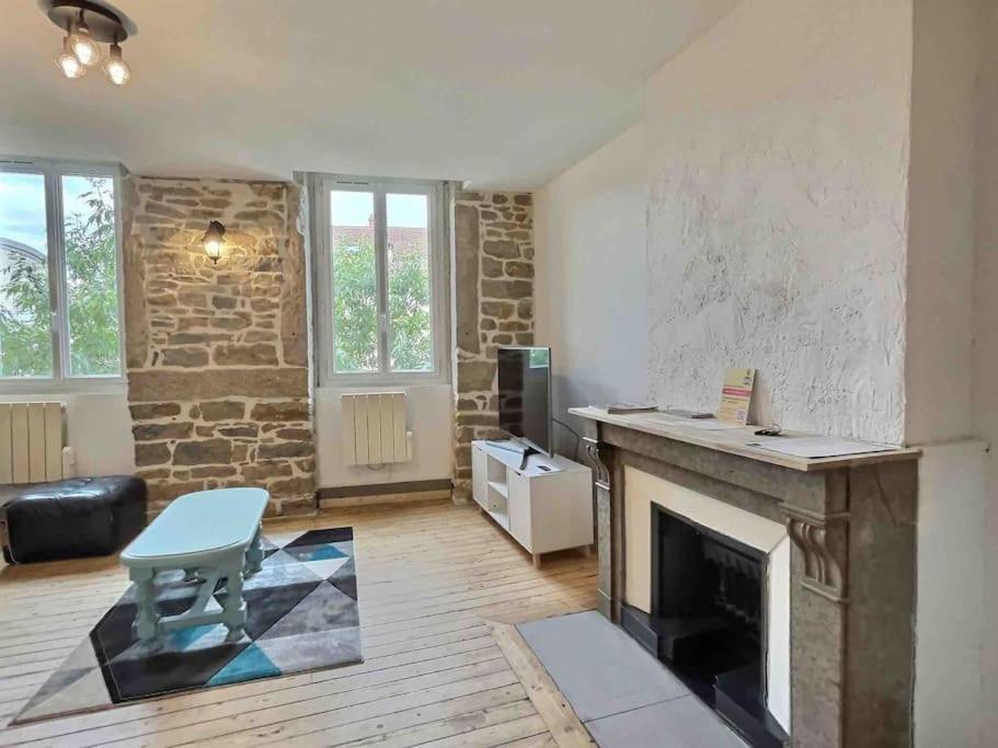 L'Appart De La Comedie-Centre Apartment Бур-ен-Брес Екстериор снимка