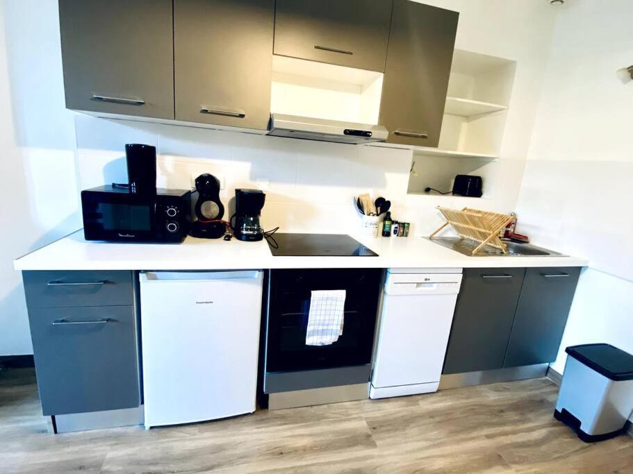 L'Appart De La Comedie-Centre Apartment Бур-ен-Брес Екстериор снимка