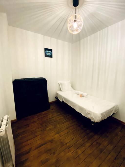 L'Appart De La Comedie-Centre Apartment Бур-ен-Брес Екстериор снимка